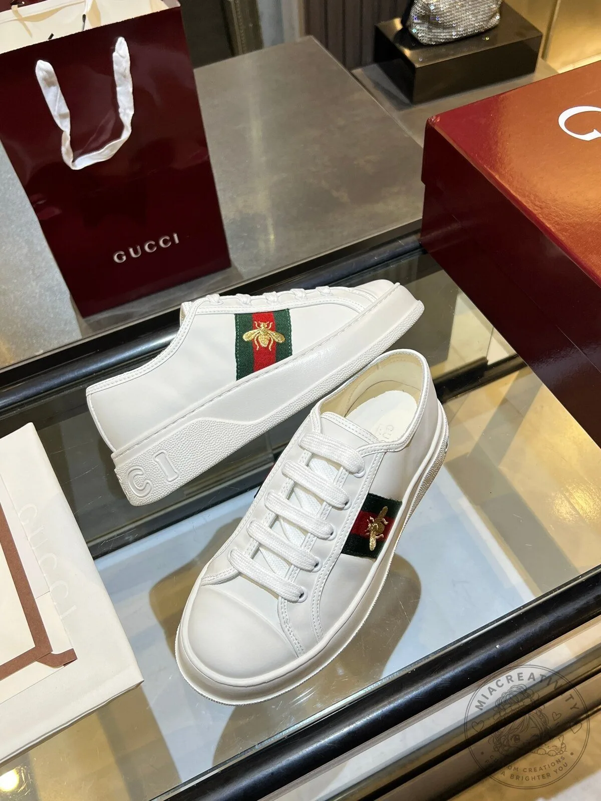 Gucci Bee Embroidered White Leather Sneakers for Women 11 Gucci Bee Embroidered White Leather Sneakers for Women